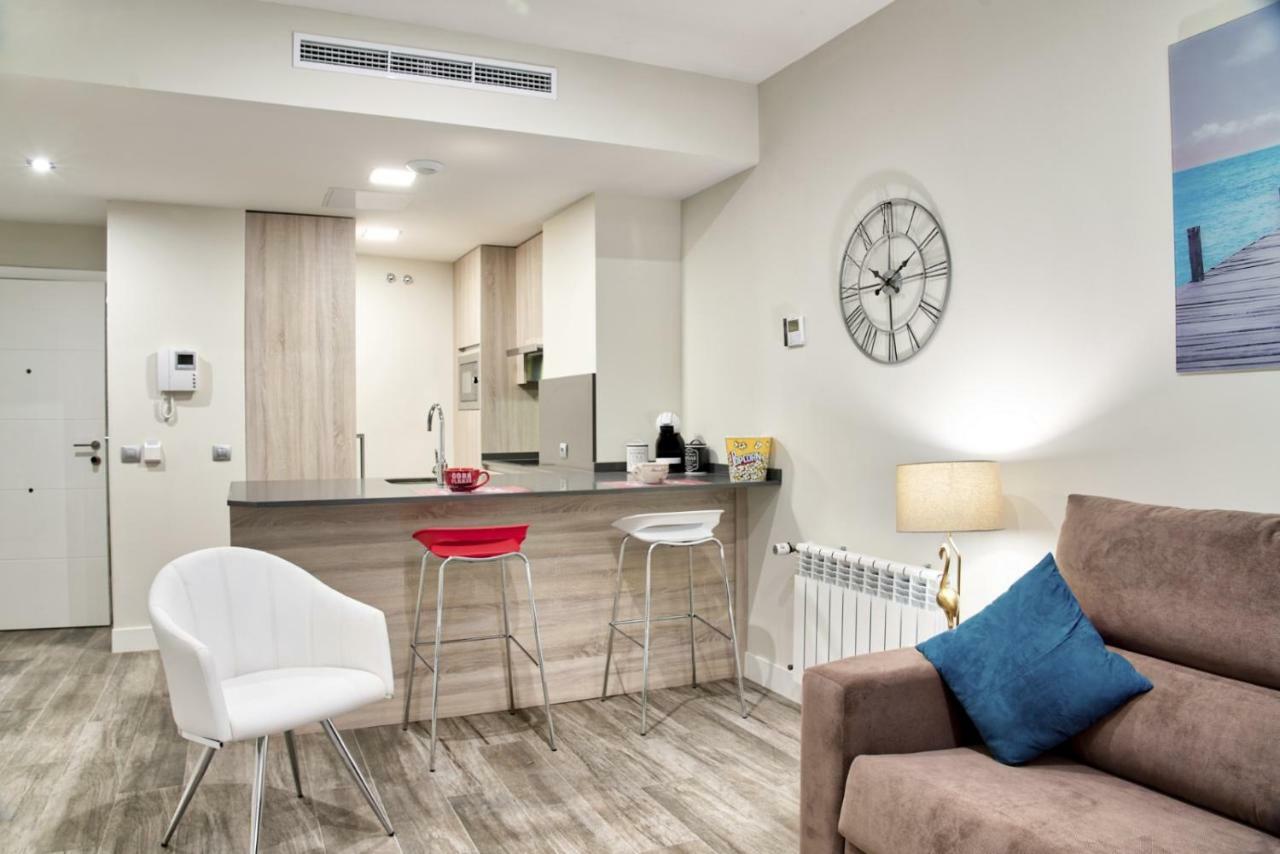 Apartamentos Cava Baja มาดริด ภายนอก รูปภาพ