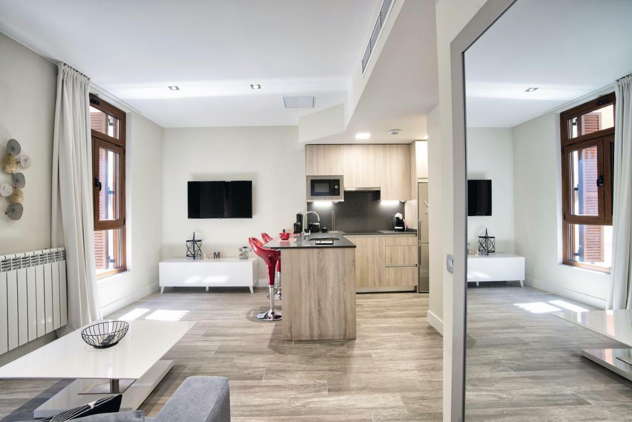 Apartamentos Cava Baja มาดริด ภายนอก รูปภาพ