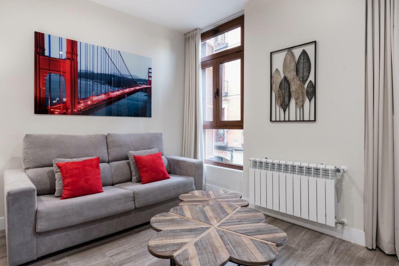 Apartamentos Cava Baja มาดริด ภายนอก รูปภาพ