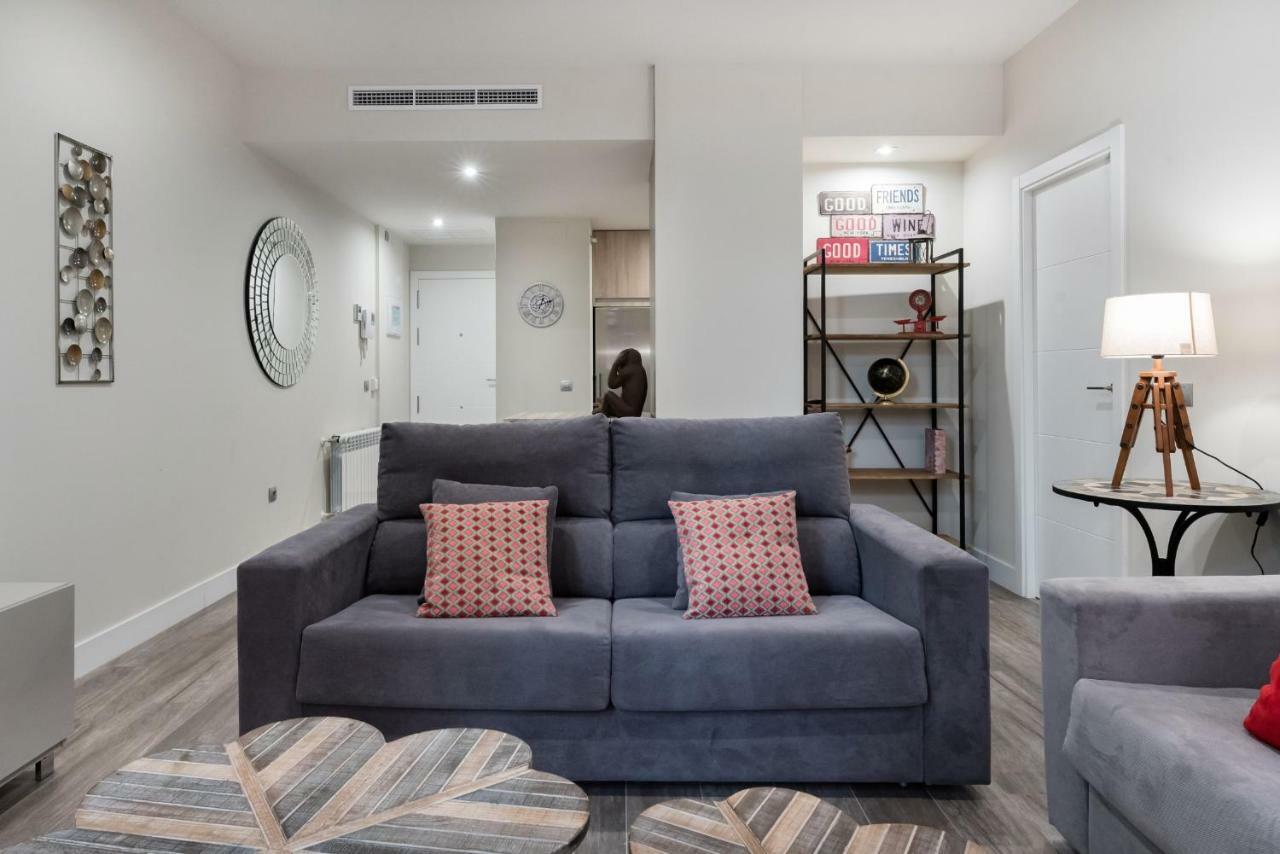 Apartamentos Cava Baja มาดริด ภายนอก รูปภาพ