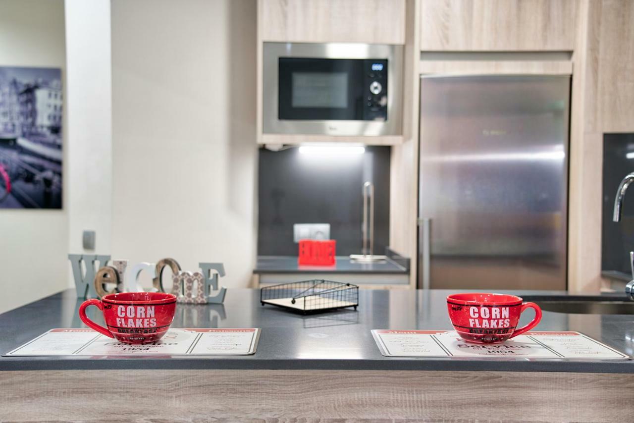 Apartamentos Cava Baja มาดริด ภายนอก รูปภาพ