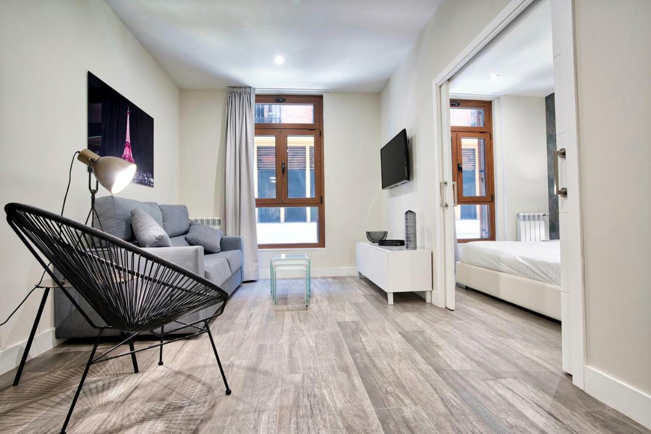 Apartamentos Cava Baja มาดริด ภายนอก รูปภาพ