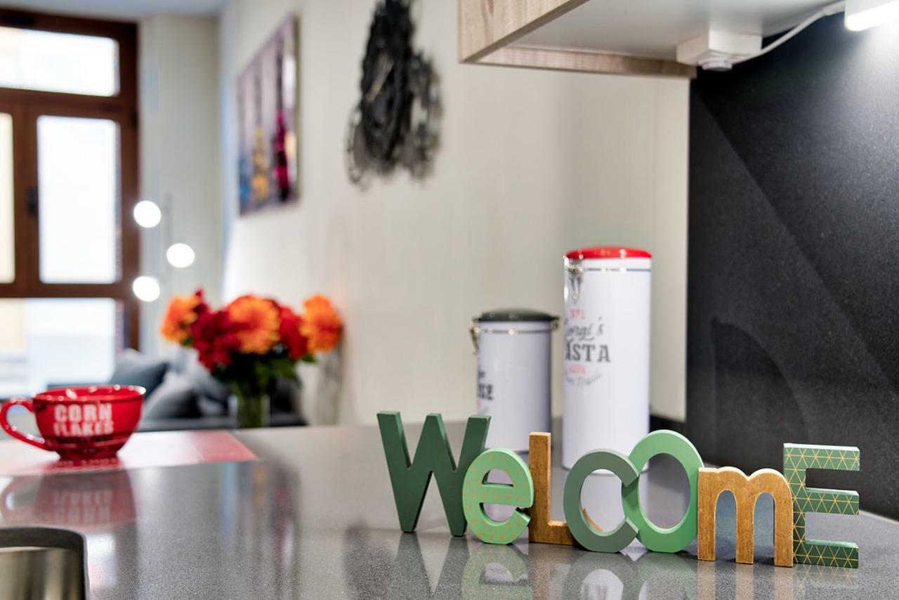 Apartamentos Cava Baja มาดริด ภายนอก รูปภาพ