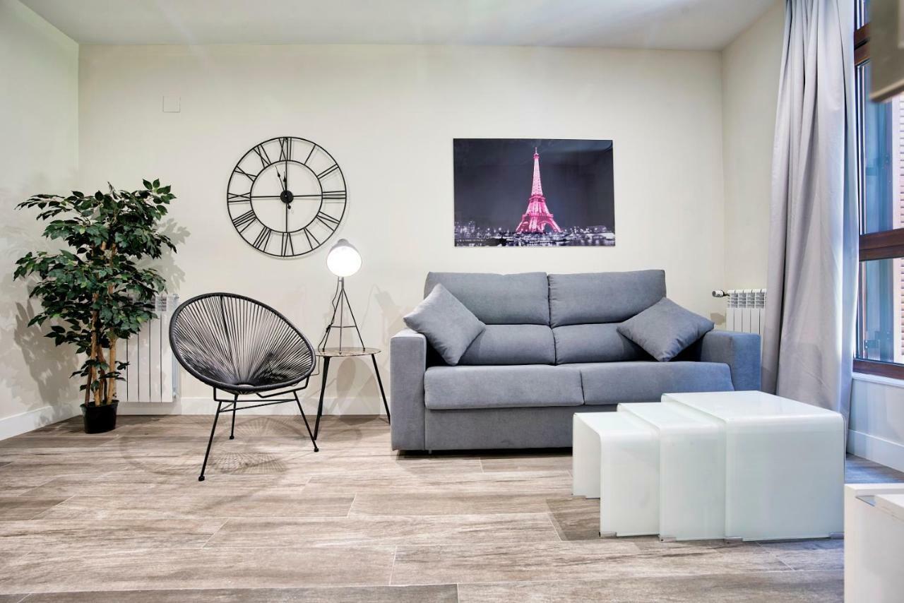 Apartamentos Cava Baja มาดริด ภายนอก รูปภาพ