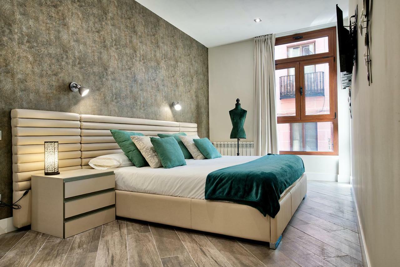 Apartamentos Cava Baja มาดริด ภายนอก รูปภาพ